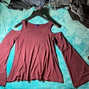 Woman’s cold shoulder Top